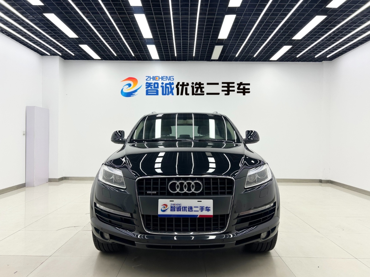 Audi Q7 2013 car image #2