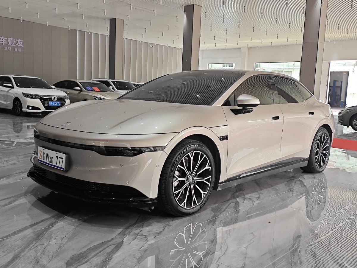 极氪 极氪007 2024 汽车图片 #2