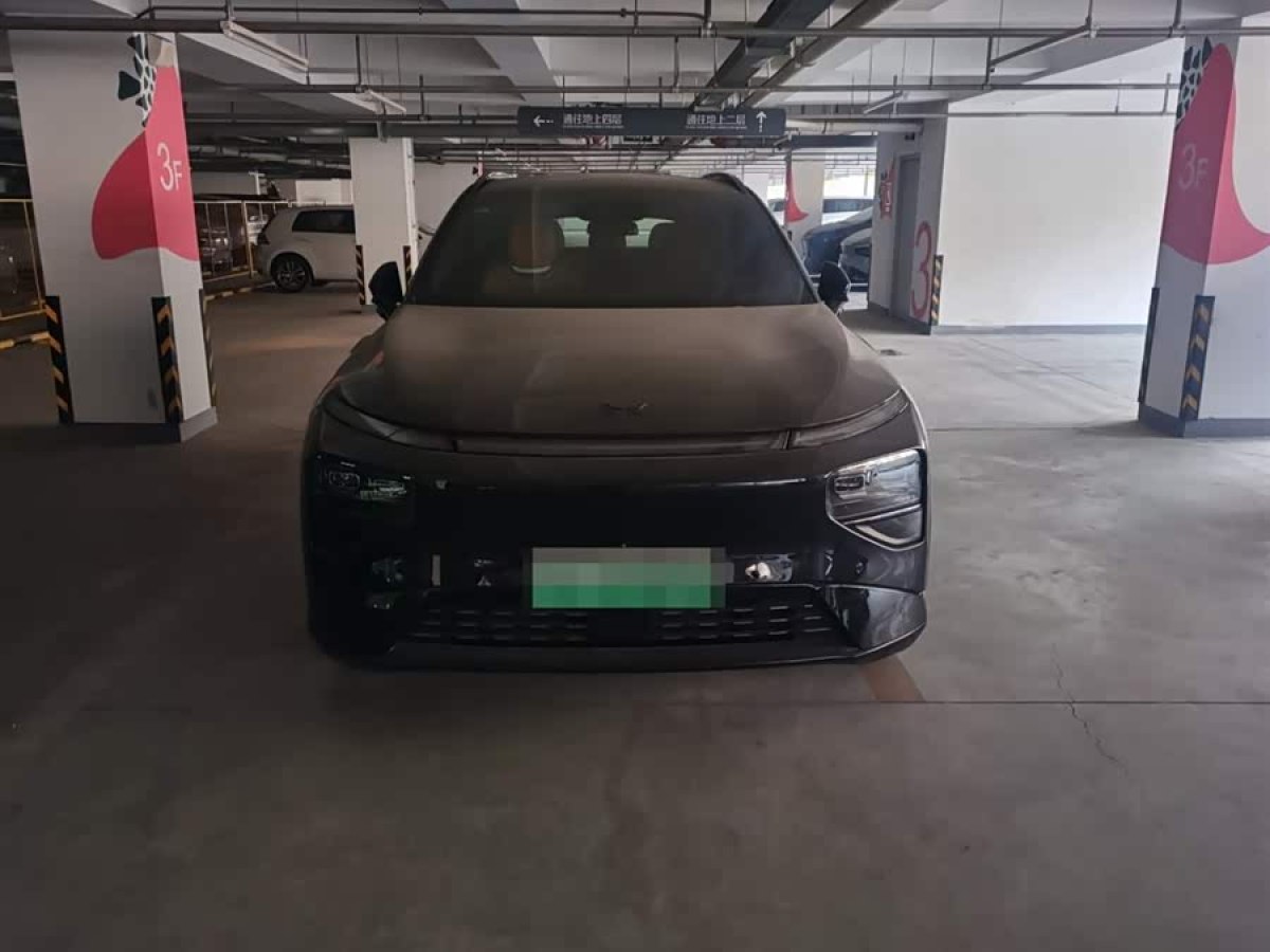 Xpeng G9 2025 #2 Xpeng G9 2025 car image #2