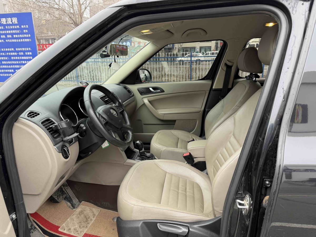 Skoda Yeti 2016 car image #2