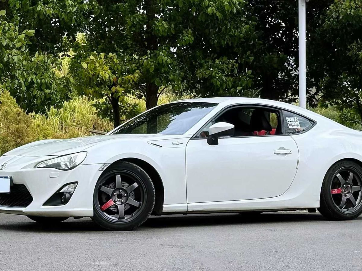 Toyota 86 2013 car image #2