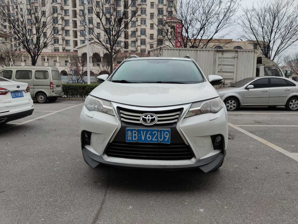 Toyota RAV4 2016 car image #2