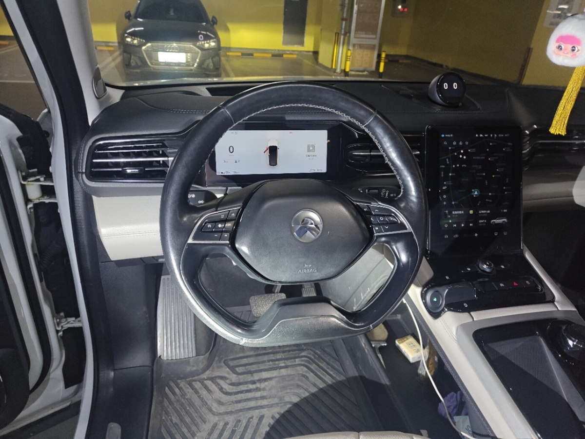 蔚来 蔚来ES8 2019 汽车图片 #2