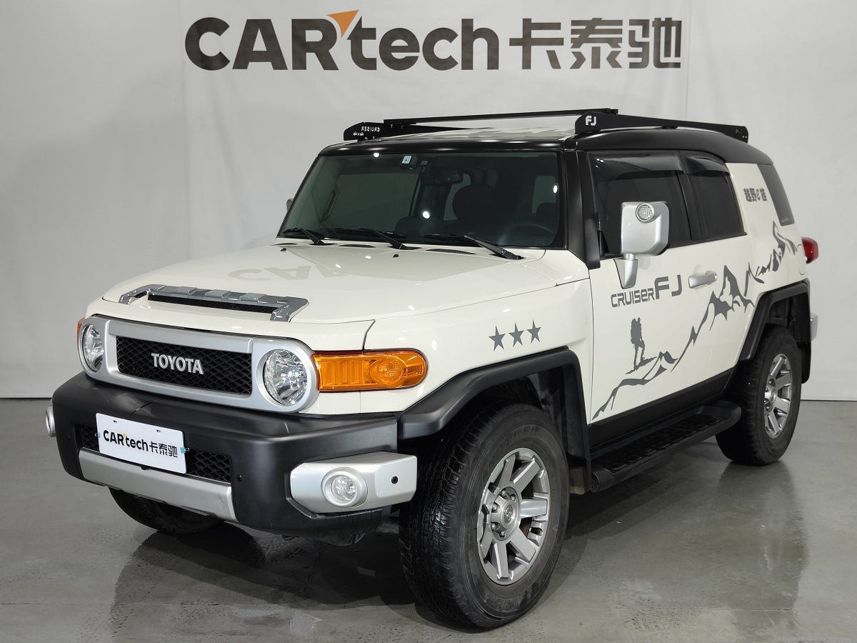 Toyota FJ Cruiser 2017 car image #2