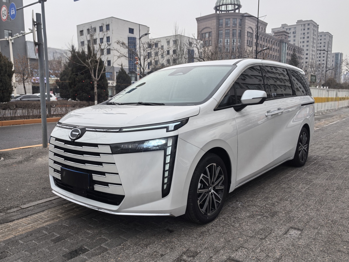 GAC Trumpchi E8 2025 car image #2