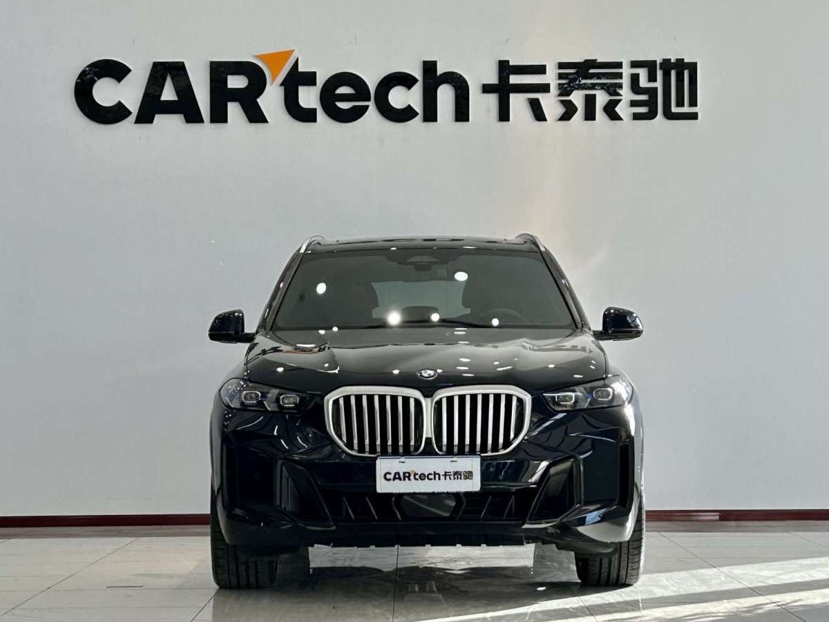 BMW X5 2025 immagine di auto #2