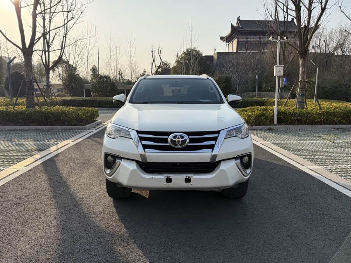 Toyota 2019 car image #2