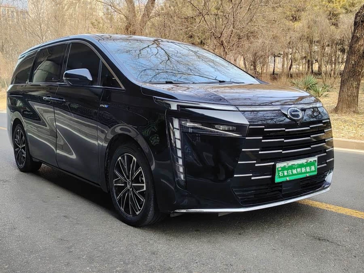 GAC Trumpchi E8 New Energy 2024 car image #2