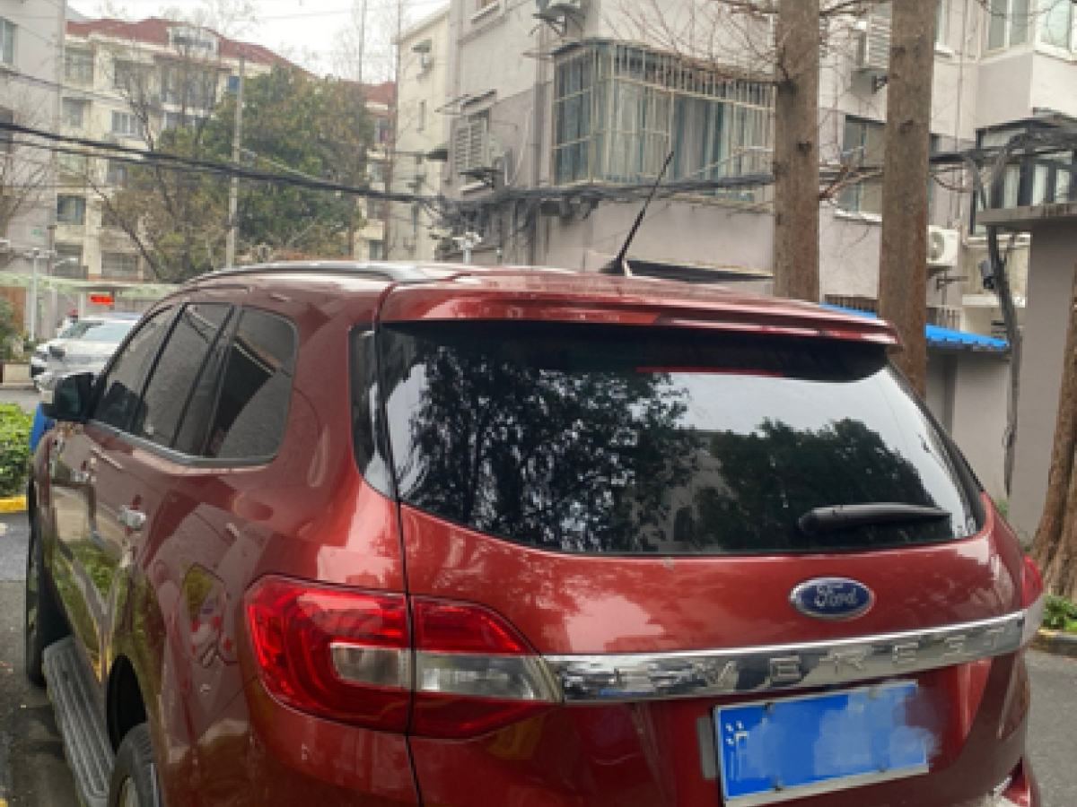 Ford Everest 2016 صورة سيارة #2