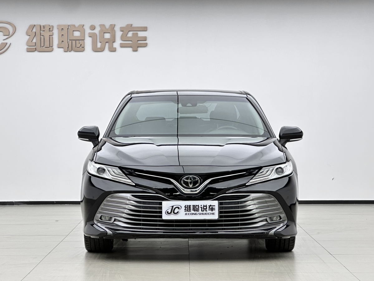 Toyota Camry 2020 #2 Toyota Camry 2020 car image #2
