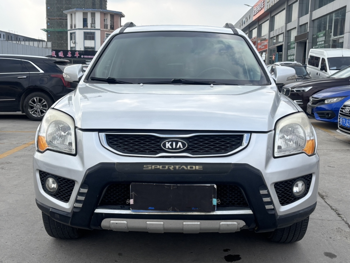 Kia Sportage 2013 car image #2