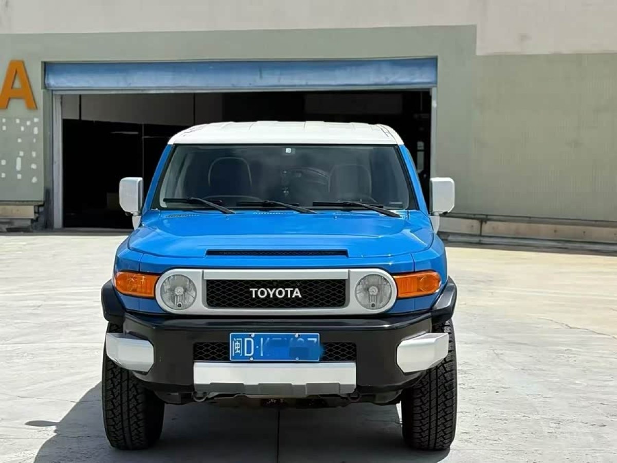Toyota FJ Cruiser 2008 car image #2