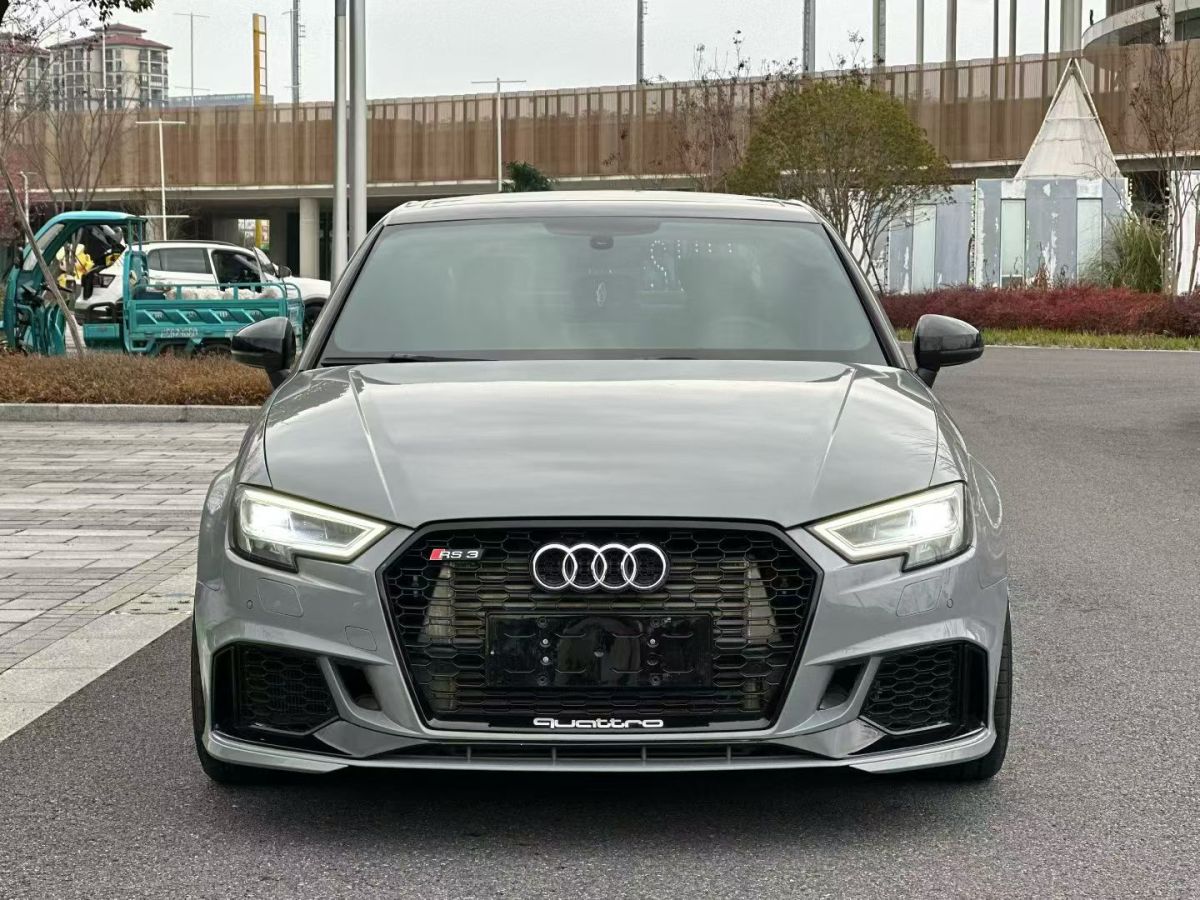 奥迪 奥迪RS 3 2018 汽车图片 #2