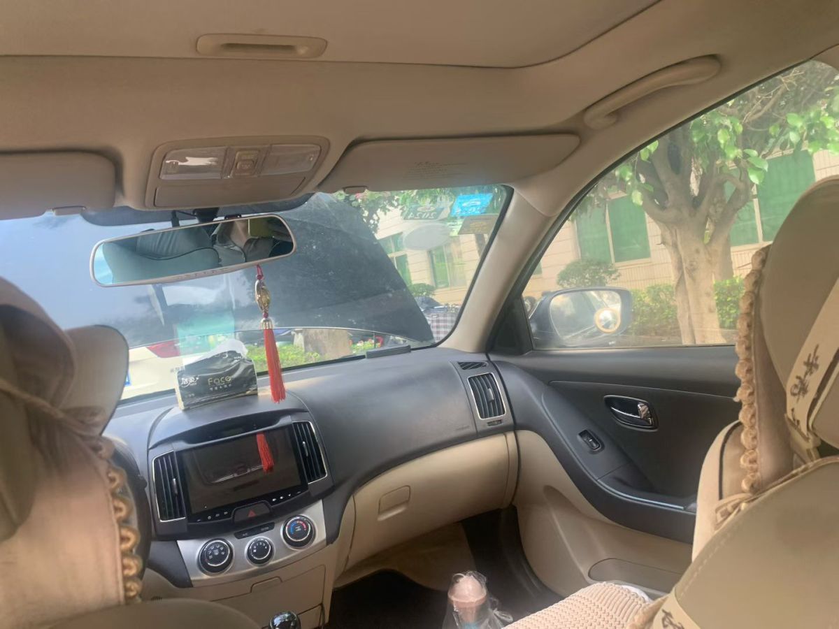 Hyundai Elantra HD 2014 car image #2