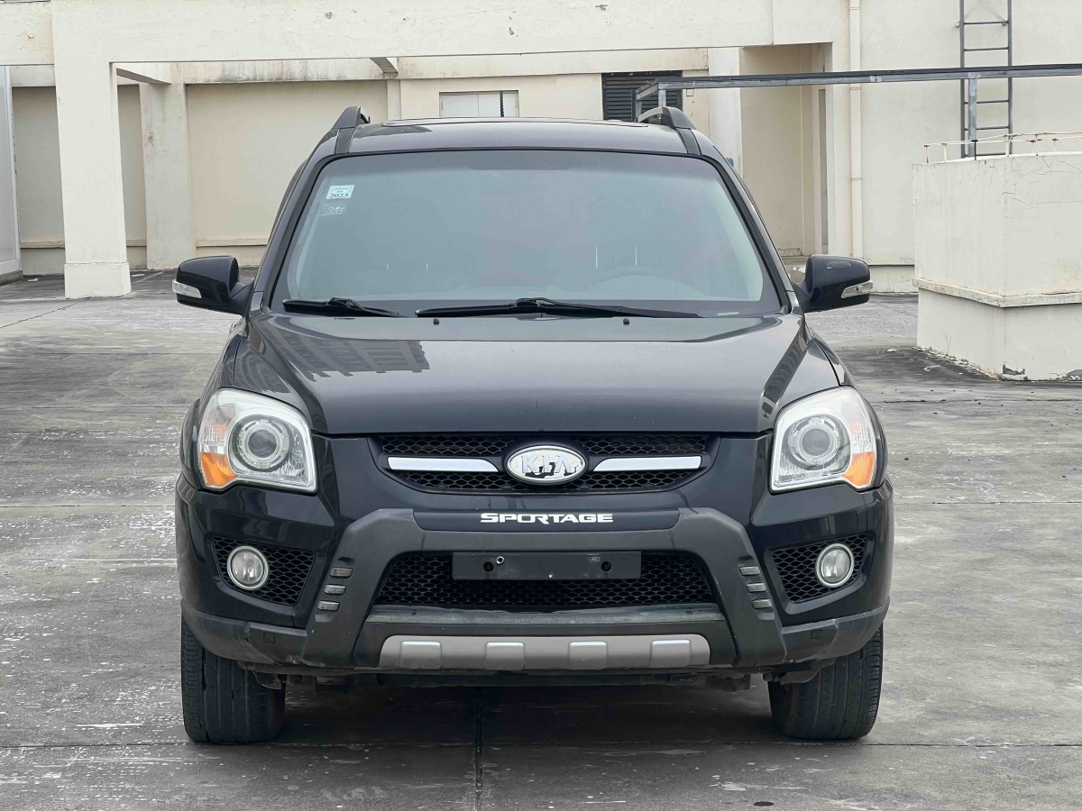 起亚 狮跑 2010 汽车图片 #2