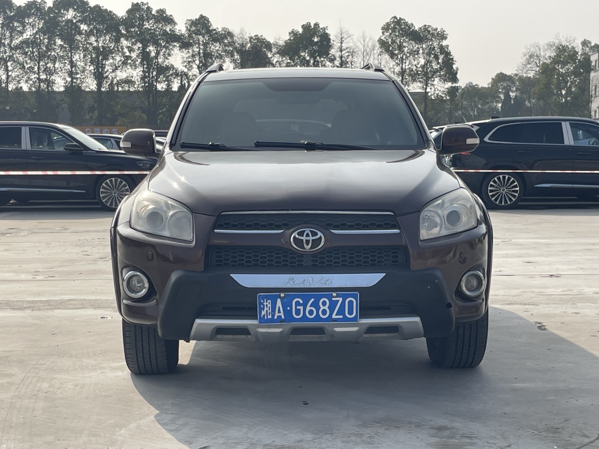 Toyota RAV4 2016 imagen de coche #2
