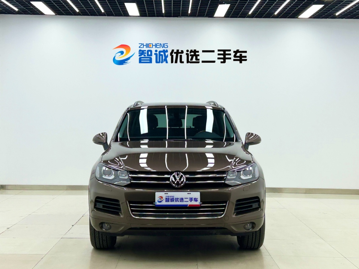 Volkswagen Touareg 2014 car image #2