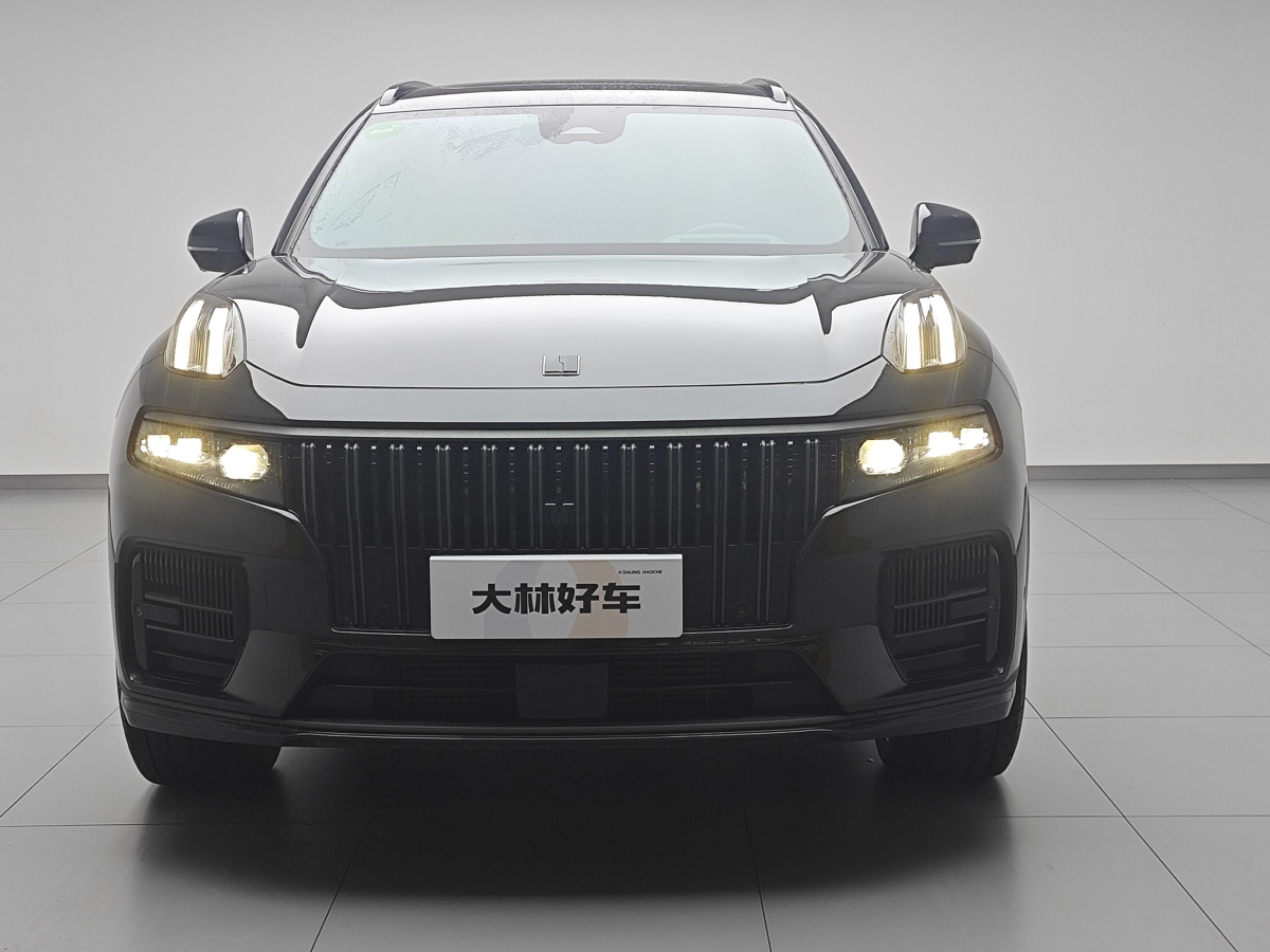 Lynk & Co 09 2021 #2 Lynk & Co 09 2021 car image #2