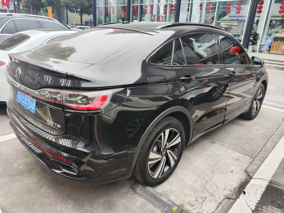 Volkswagen Tiguan X 2023 immagine di auto #2