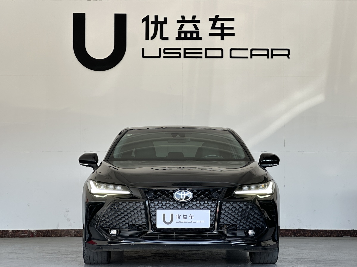 Toyota Avalon 2022 car image #2