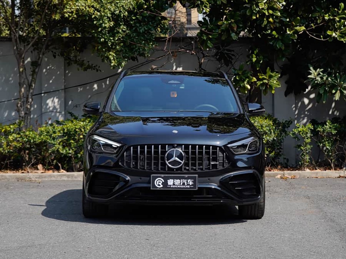 Mercedes-Benz GLA AMG 2024 car image #2