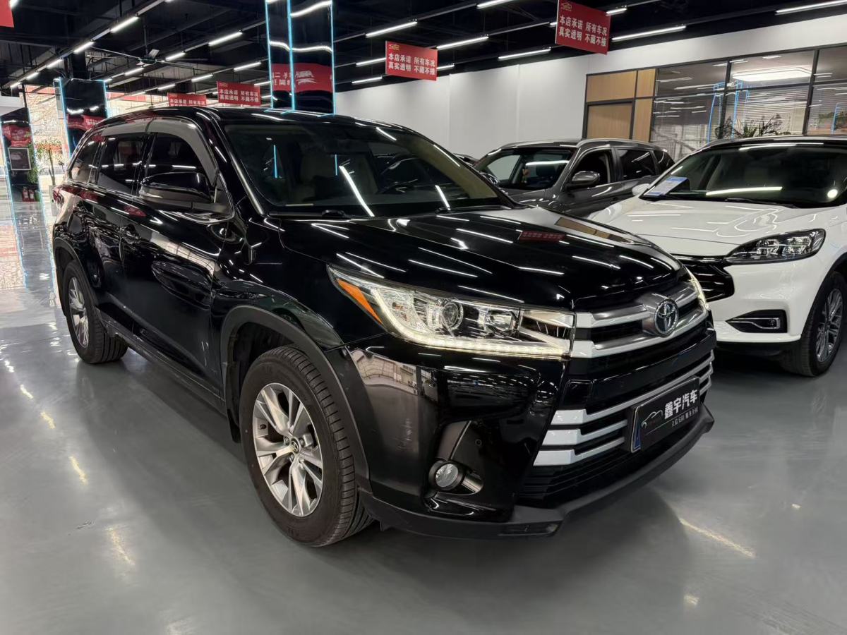 Toyota Highlander 2019 car image #2