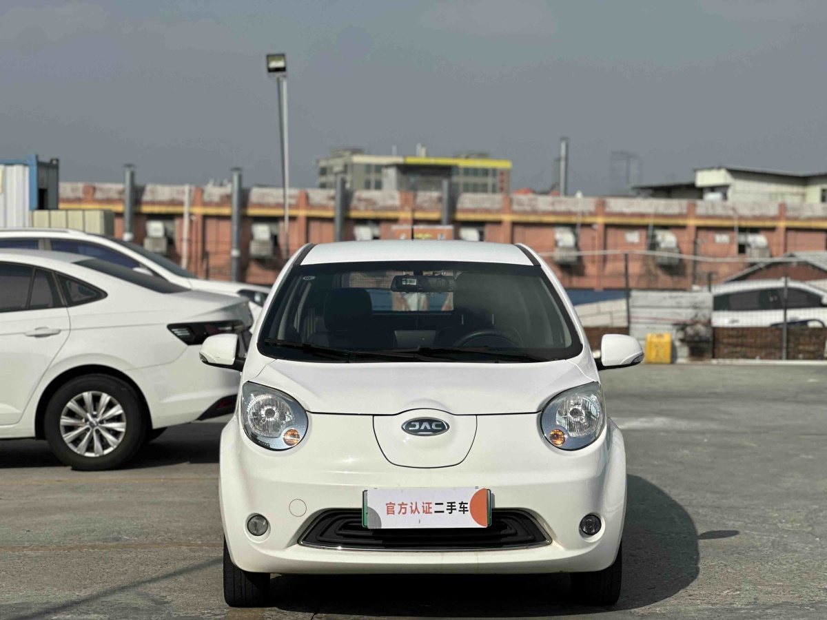 JAC 2019 car image #2