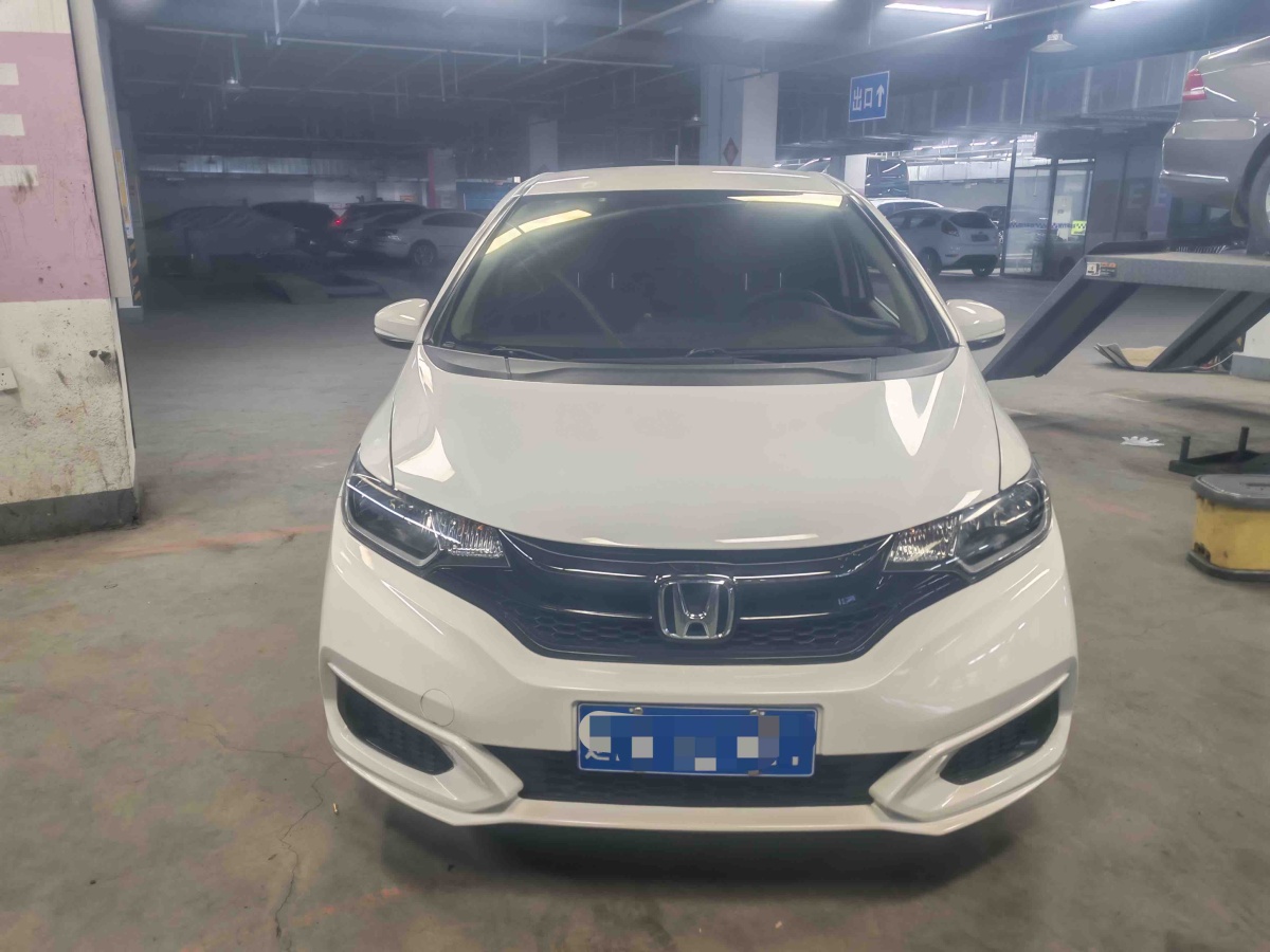 Honda Fit 2018 صورة سيارة #2