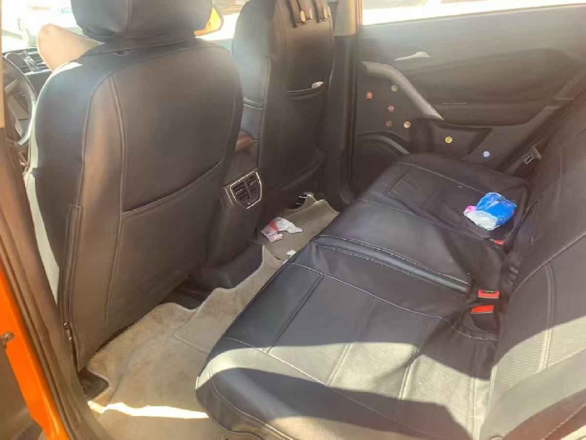 MG GS 2015 car image #2