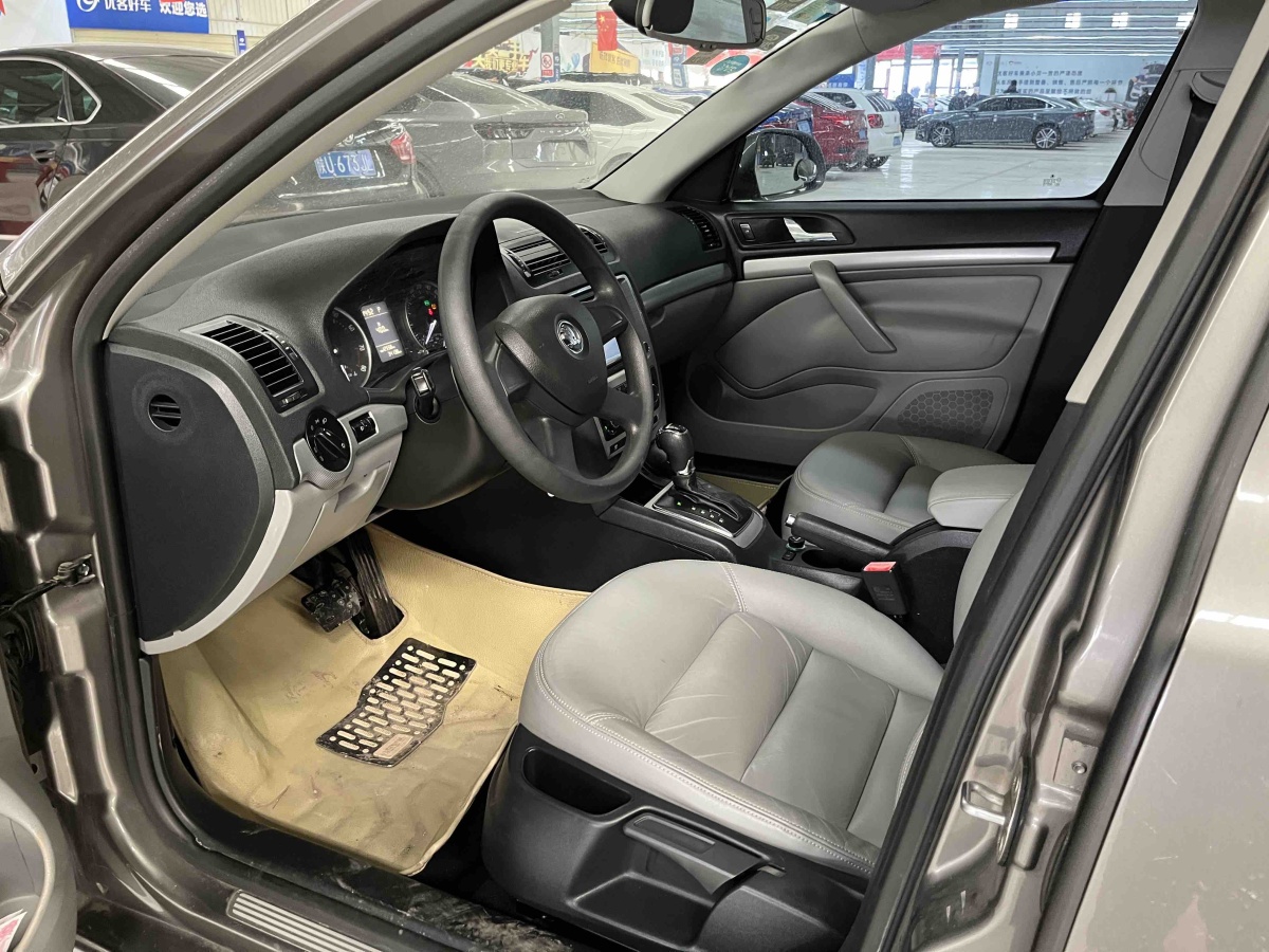 Skoda Octavia 2014 immagine di auto #2