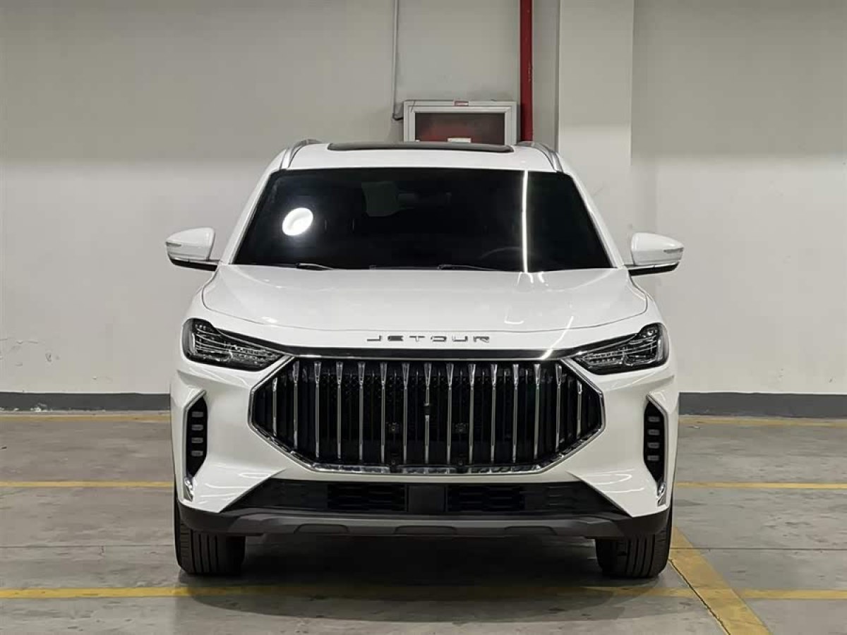 Jetour X70 PLUS 2022 car image #2