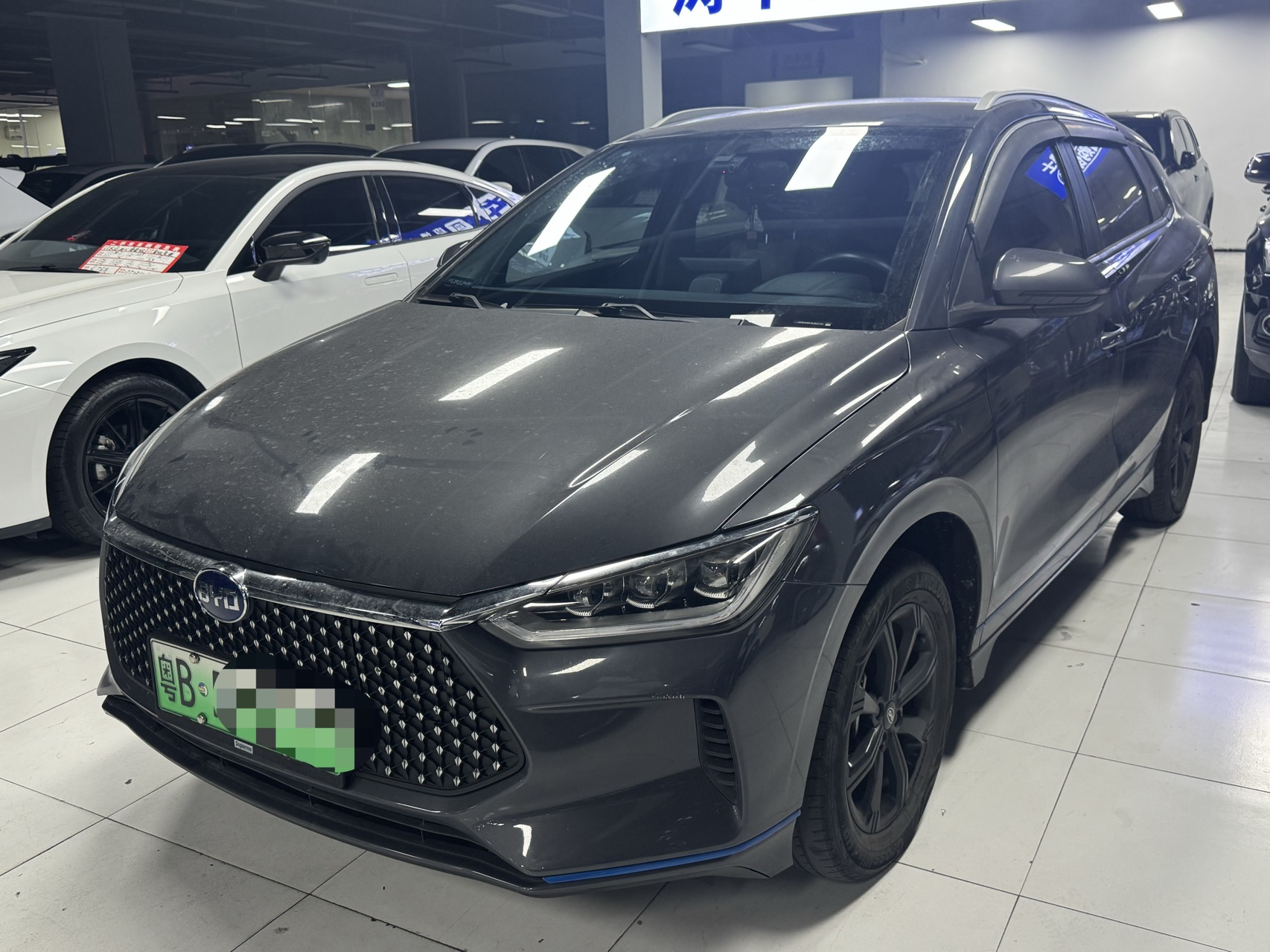 BYD e2 2020 #2 BYD e2 2020 immagine di auto #2