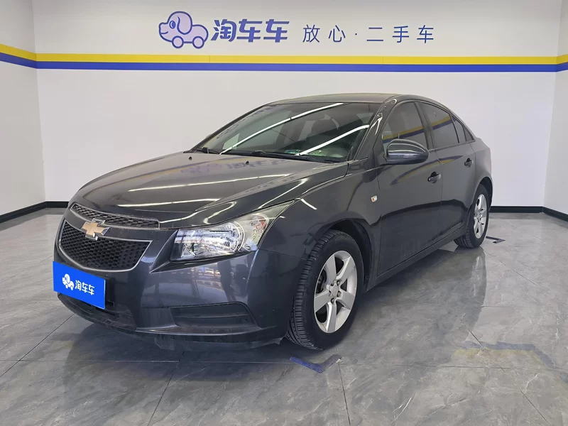 Chevrolet Cruze 2010 car image #2