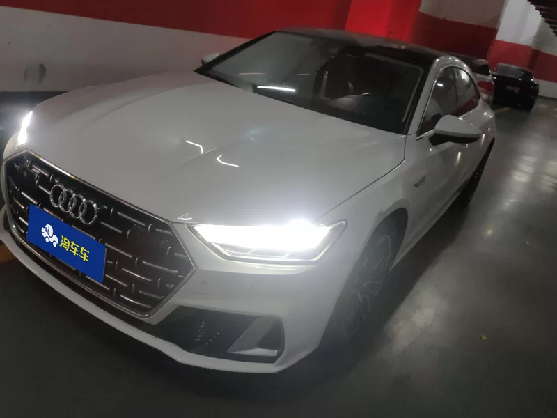 Audi A7L 2023 car image #2