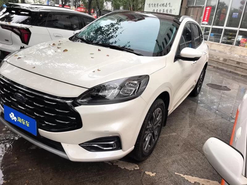 Ford Escape 2021 immagine di auto #2