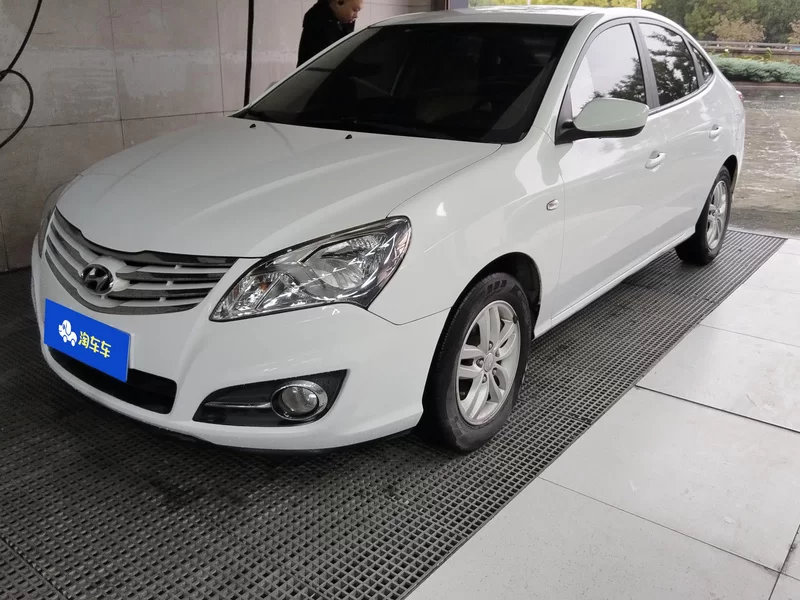 Hyundai Elantra HD 2014 car image #2