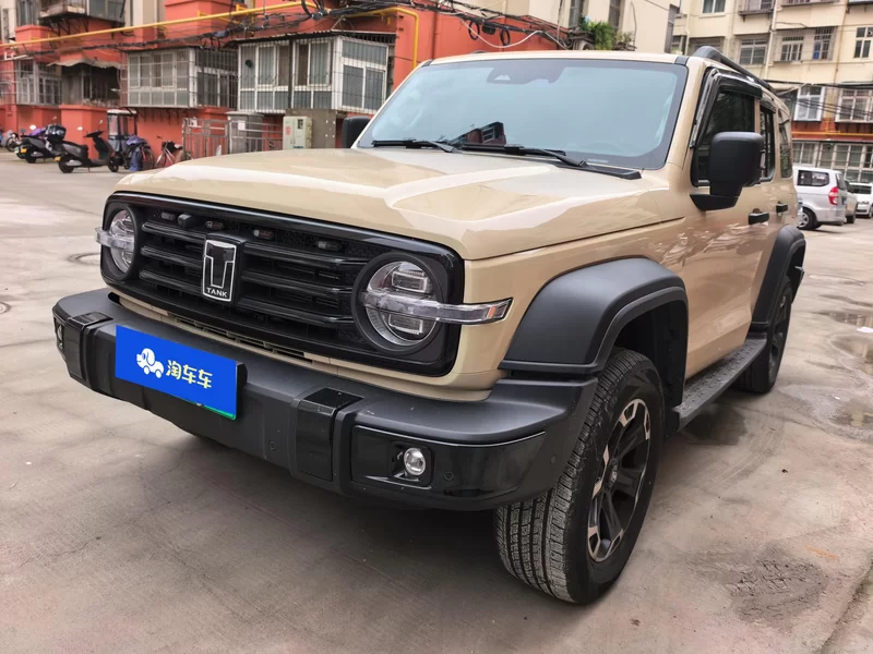 Tank 300 New Energy 2025 car image #2