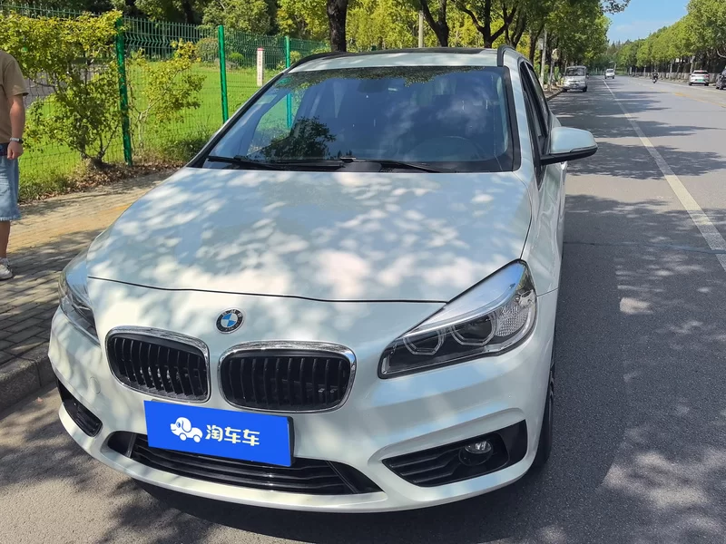 BMW 2 Series Tourer (Imported) 2015 car image #2