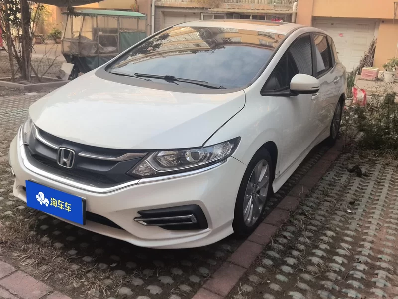 Honda Jade 2018 car image #2