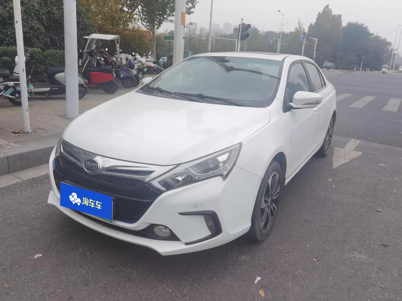 BYD Qin 2015 car image #2