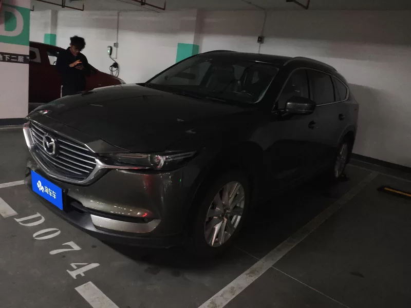 Mazda CX-8 2019 car image #2