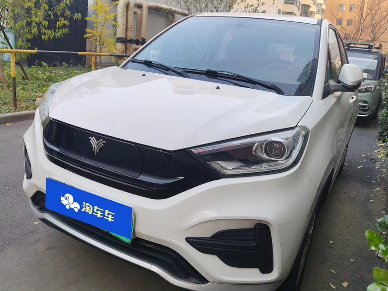 哪吒汽车 哪吒N01 2020 汽车图片 #2