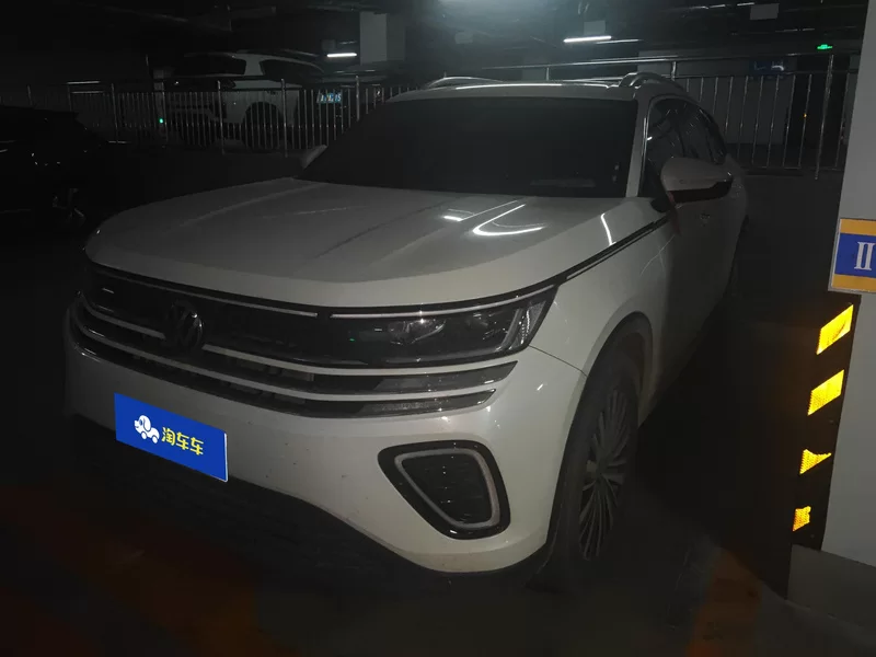 Volkswagen Tavendor 2023 car image #2