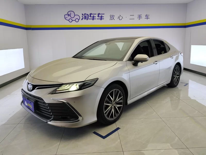 Toyota Camry 2021 image de voiture #2