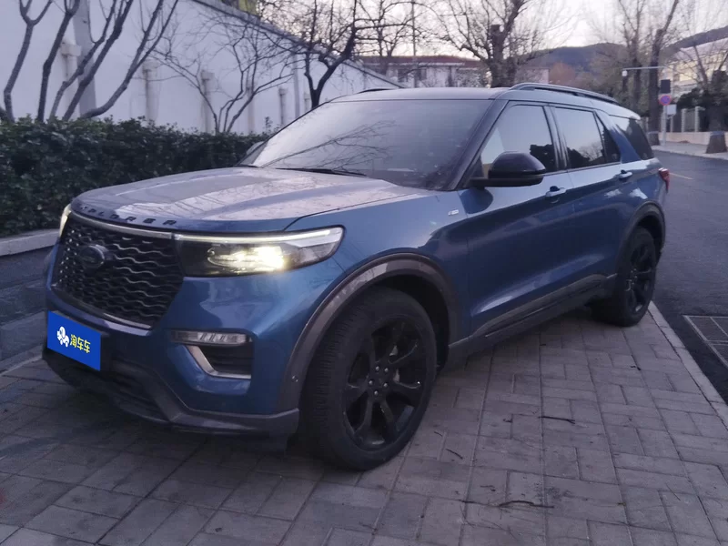 Ford Explorer 2020 صورة سيارة #2