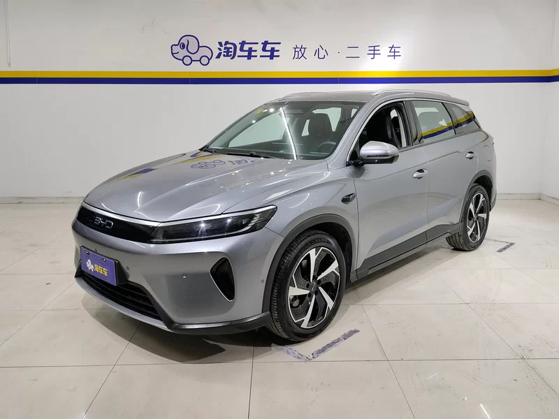 BYD Sea Lion 05 DM-i 2025 car image #2