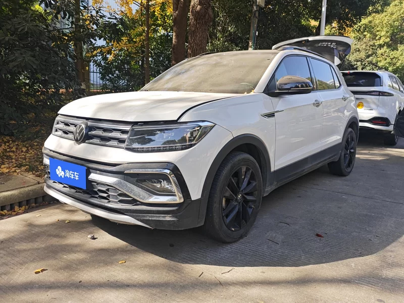 Volkswagen T-Cross 2022 car image #2
