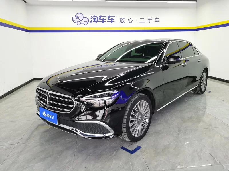 Mercedes-Benz E Class 2022 car image #2