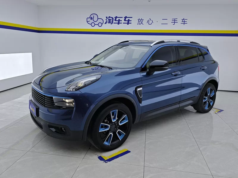 Lynk & Co 01 2018 #2 Lynk & Co 01 2018 car image #2