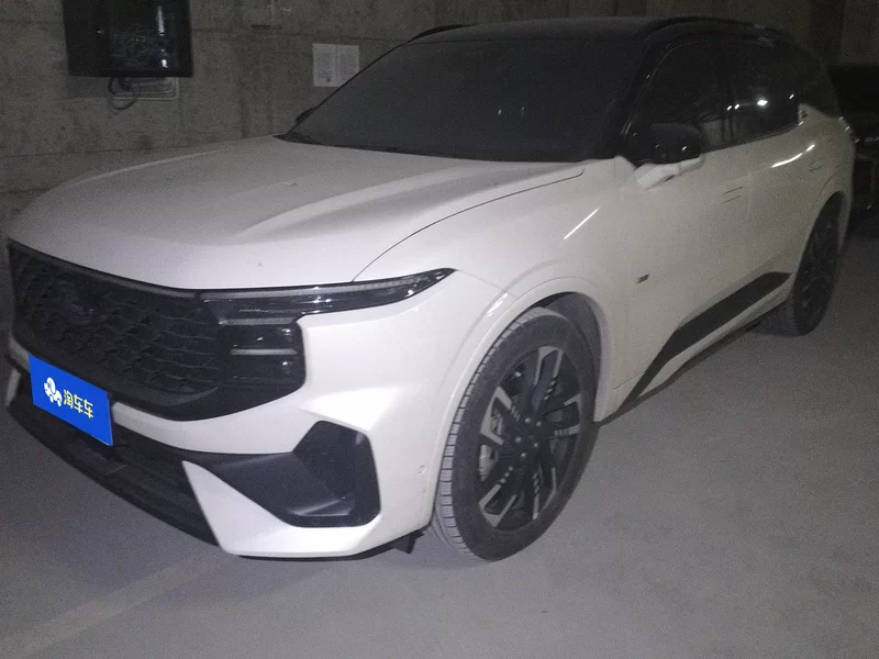 Ford Edge 2023 صورة سيارة #2